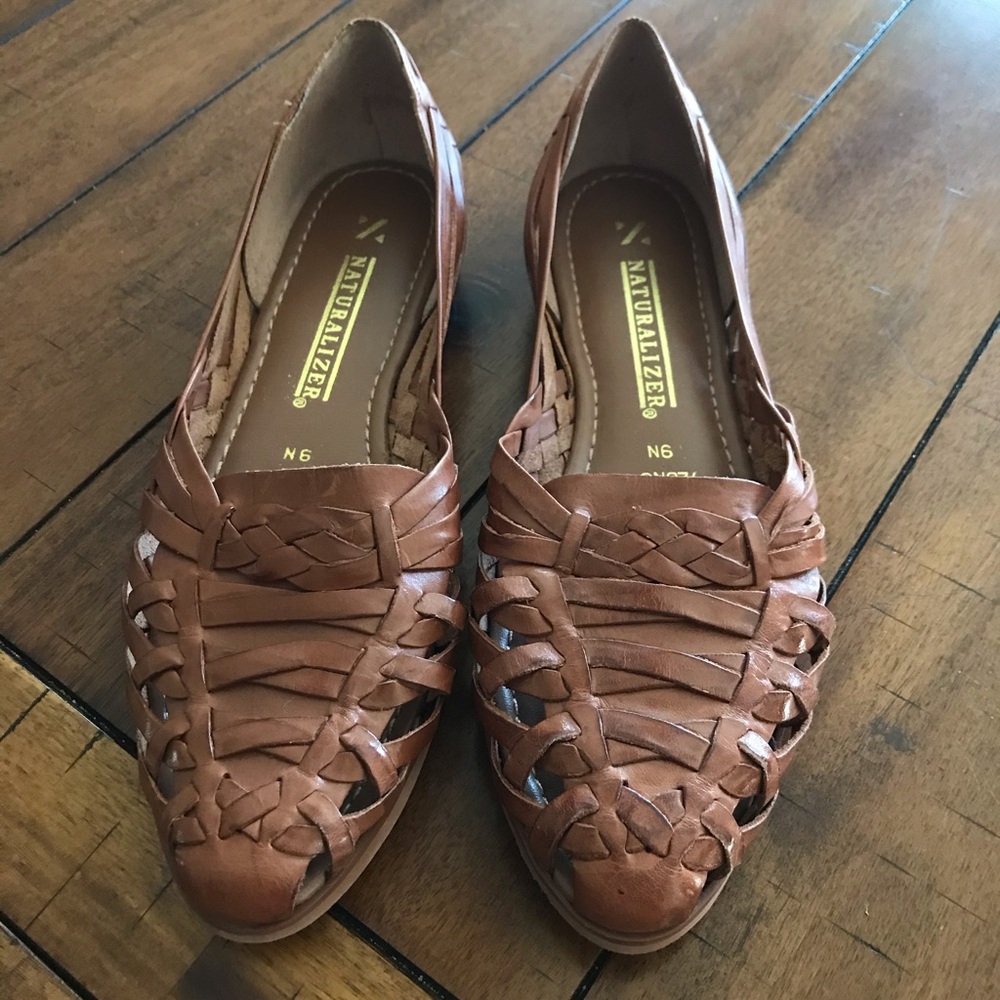 NWOT leather loafers